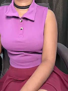 Snapshot of SCHOOL_Girl_0 chatting on 04/07/26, 01:50 SCHOOL Girl 0 online show from 04/07/26, 01:50