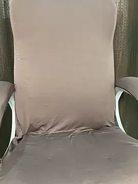 Snapshot of SCHOOL_Girl_0 chatting on 04/24/26, 02:14 SCHOOL Girl 0 online show from 04/24/26, 02:14