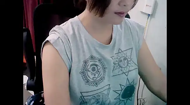 makemefallin online show from 12/17/24, 11:38