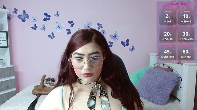 Snapshot of BRIATHOMAS chatting on 06/19/26, 12:26 BRIATHOMAS online show from 06/19/26, 12:26