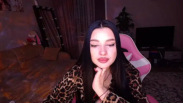 Snapshot of __Malika__ chatting on 03/16/26, 04:11 Malika online show from 03/16/26, 04:11