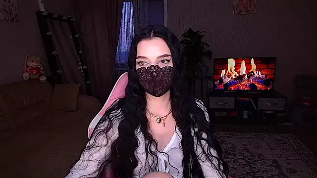 Snapshot of __Malika__ chatting on 03/27/26, 01:00 Malika online show from 03/27/26, 01:00