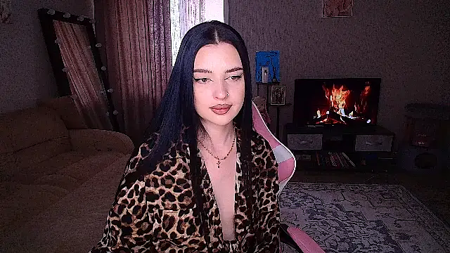 Snapshot of __Malika__ chatting on 04/10/26, 08:19 Malika online show from 04/10/26, 08:19