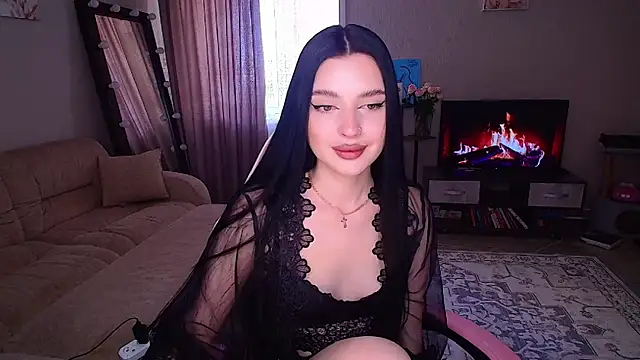 Snapshot of __Malika__ chatting on 04/24/26, 08:17 Malika online show from 04/24/26, 08:17