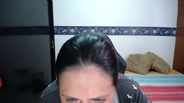 Snapshot of sharoon_cheerry chatting on 01/15/26, 02:43 sharoon cheerry online show from 01/15/26, 02:43