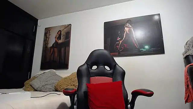 Snapshot of sharoon_cheerry chatting on 02/27/26, 05:46 sharoon cheerry online show from 02/27/26, 05:46