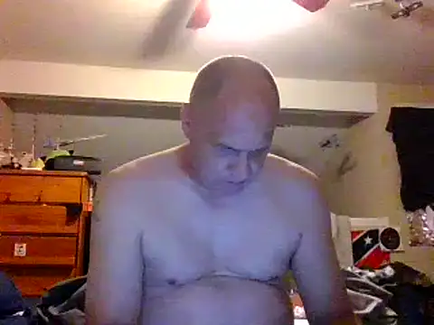 Snapshot of Gerbil8823 chatting on 12/01/25, 05:01 Gerbil8823 online show from 12/01/25, 05:01