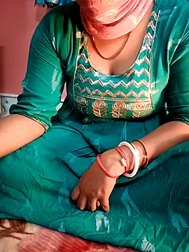 Snapshot of Bengali-boudi chatting on 02/10/25, 05:52 Bengali-boudi online show from 02/10/25, 05:52