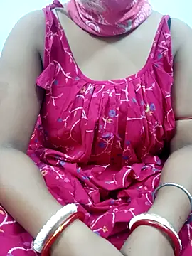 Snapshot of Bengali-boudi chatting on 03/11/25, 05:35 Bengali-boudi online show from 03/11/25, 05:35