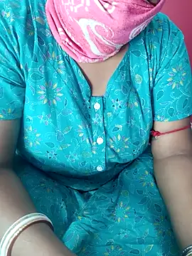 Snapshot of Bengali-boudi chatting on 10/31/25, 06:09 Bengali-boudi online show from 10/31/25, 06:09