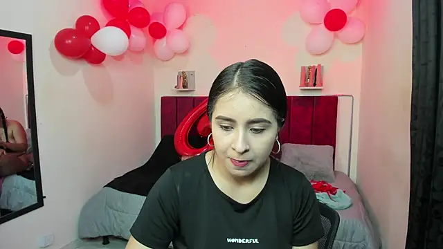 Snapshot of Afrodita-hott chatting on 02/15/25, 12:11 Afrodita-hott online show from 02/15/25, 12:11