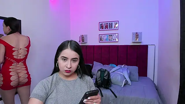 Snapshot of Afrodita-hott chatting on 02/21/25, 12:06 Afrodita-hott online show from 02/21/25, 12:06