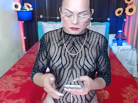 UrAsianPrincessDanie online show from 02/06/26, 03:48