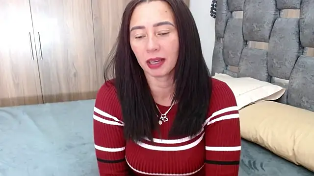 sara hott 1 online show from 03/08/25, 12:41