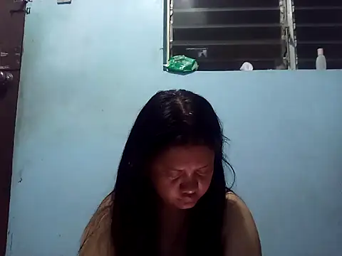 Snapshot of Honeybun25 chatting on 09/23/25, 06:22 Honeybun25 online show from 09/23/25, 06:22