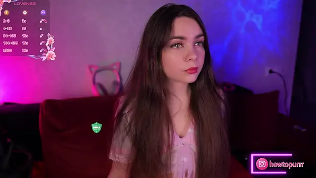 Snapshot of How2Meow chatting on 03/10/25, 05:29 How2Meow online show from 03/10/25, 05:29