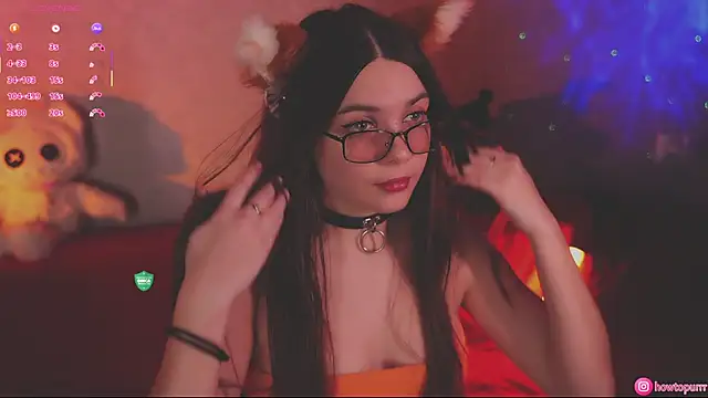 Snapshot of How2Meow chatting on 10/23/25, 05:01 How2Meow online show from 10/23/25, 05:01