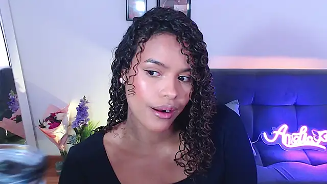 Snapshot of Amelia_bss chatting on 02/23/25, 02:14 Amelia bss online show from 02/23/25, 02:14