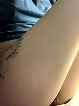 MiaBlossom online show from 12/03/24, 11:55