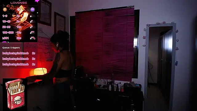 Snapshot of Misslana_wn1 chatting on 02/14/26, 07:27 Misslana wn1 online show from 02/14/26, 07:27