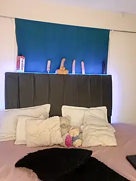 anna dolls  online show from 10/06/25, 03:15