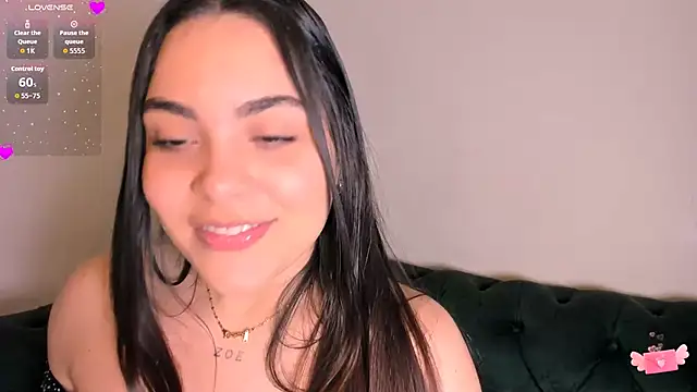 Snapshot of nahla_jameel chatting on 11/25/25, 05:51 nahla jameel online show from 11/25/25, 05:51