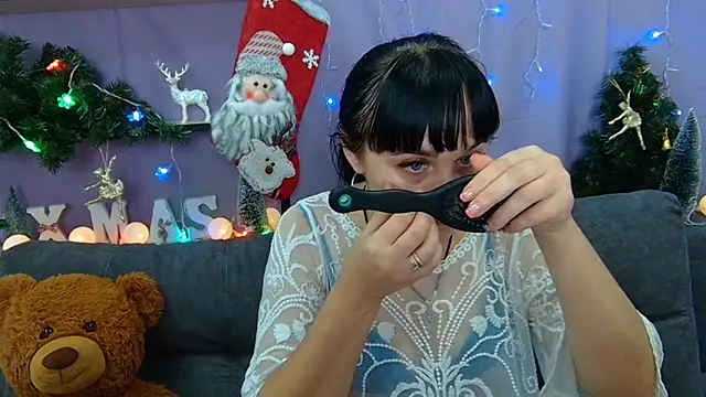 NinaFlawlees online show from 12/01/24, 10:21