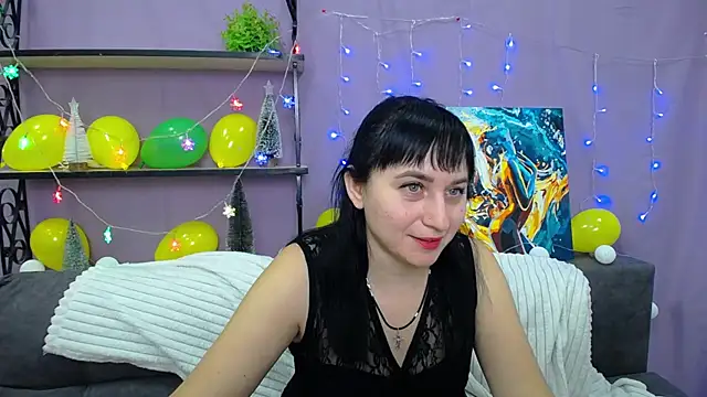 NinaFlawlees online show from 01/15/25, 10:35