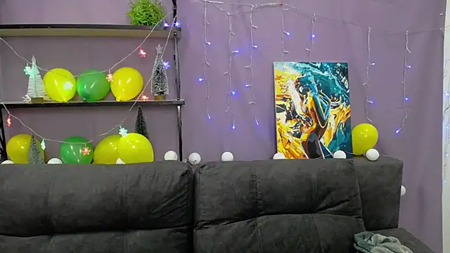 NinaFlawlees online show from 01/16/25, 11:06