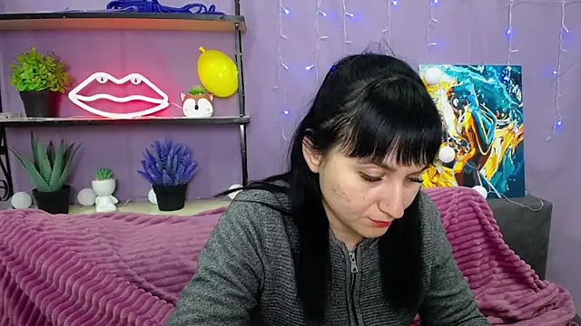 NinaFlawlees online show from 01/22/25, 10:37