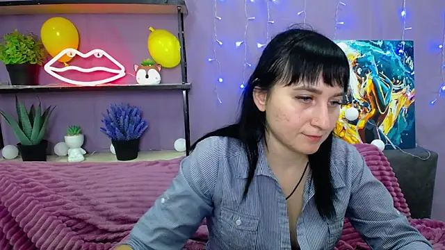 NinaFlawlees online show from 01/23/25, 02:02