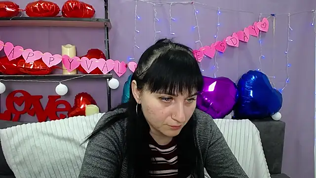 NinaFlawlees online show from 02/09/25, 11:46