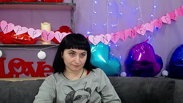 NinaFlawlees online show from 02/12/25, 01:52