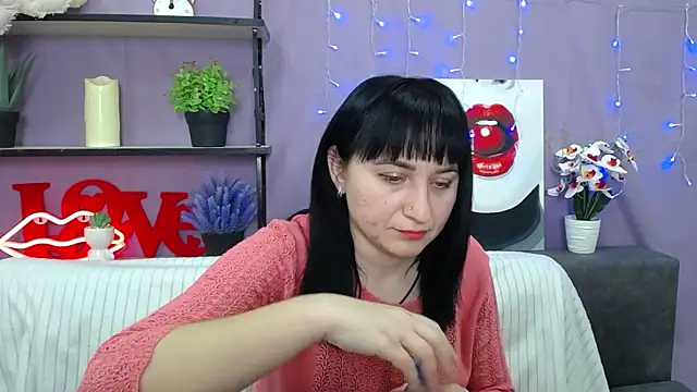 NinaFlawlees online show from 03/19/25, 10:53