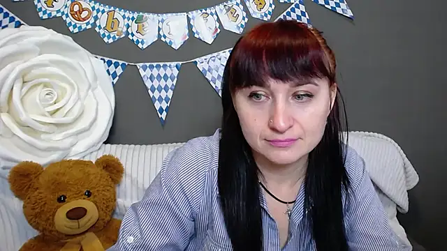 NinaFlawlees online show from 10/06/25, 12:02