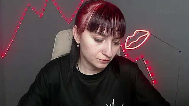 Snapshot of NinaFlawlees chatting on 03/07/26, 01:08 NinaFlawlees online show from 03/07/26, 01:08