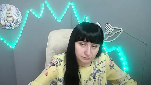 Snapshot of NinaFlawlees chatting on 04/08/26, 12:16 NinaFlawlees online show from 04/08/26, 12:16