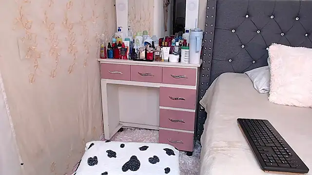 CanndyBrunett online show from 04/14/26, 07:20