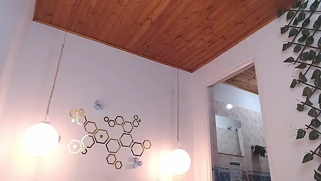 Snapshot of adriscute chatting on 03/17/25, 02:08 adriscute online show from 03/17/25, 02:08