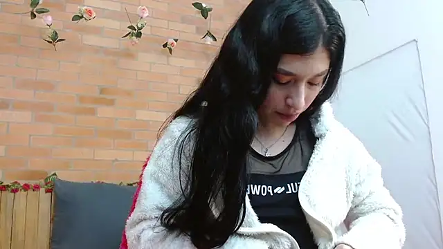 adriscute online show from 06/14/26, 02:46