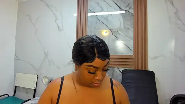 Snapshot of HannyMansonh chatting on 01/21/25, 03:15 HannyMansonh online show from 01/21/25, 03:15