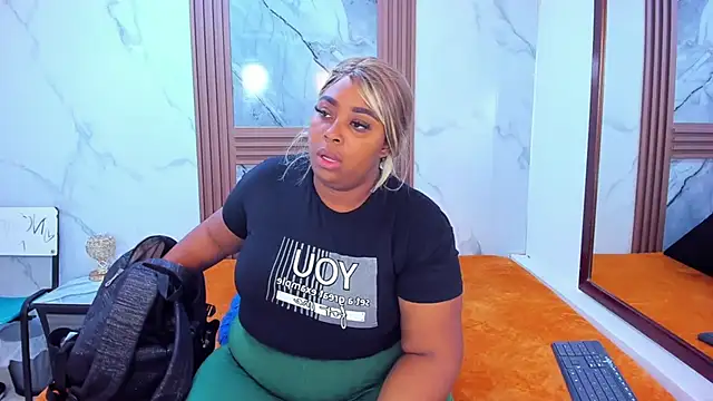 Snapshot of HannyMansonh chatting on 02/22/25, 03:12 HannyMansonh online show from 02/22/25, 03:12