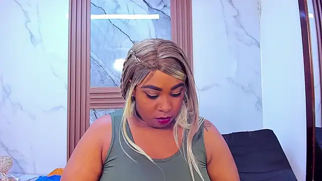 Snapshot of HannyMansonh chatting on 02/23/25, 06:17 HannyMansonh online show from 02/23/25, 06:17