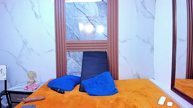 Snapshot of HannyMansonh chatting on 02/25/25, 06:47 HannyMansonh online show from 02/25/25, 06:47