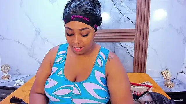 Snapshot of HannyMansonh chatting on 03/13/25, 03:44 HannyMansonh online show from 03/13/25, 03:44