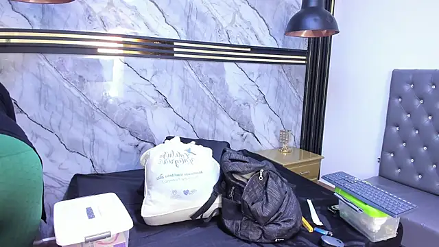 Snapshot of HannyMansonh chatting on 03/15/25, 03:18 HannyMansonh online show from 03/15/25, 03:18