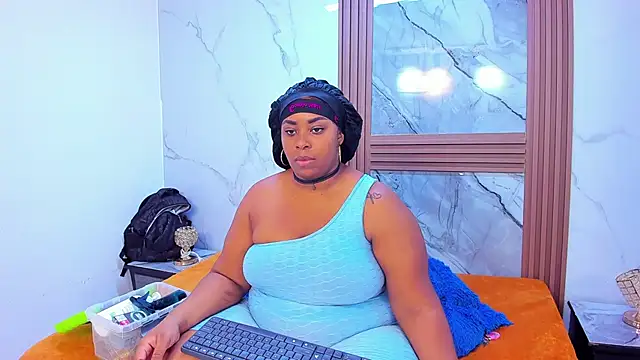 Snapshot of HannyMansonh chatting on 03/23/25, 03:21 HannyMansonh online show from 03/23/25, 03:21