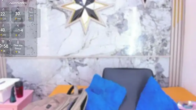 Snapshot of HannyMansonh chatting on 09/10/25, 03:17 HannyMansonh online show from 09/10/25, 03:17