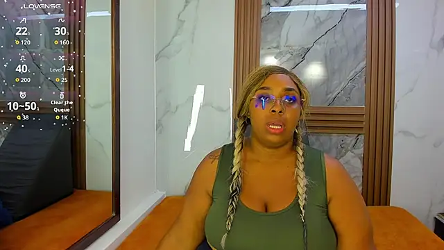 Snapshot of HannyMansonh chatting on 10/16/25, 03:29 HannyMansonh online show from 10/16/25, 03:29