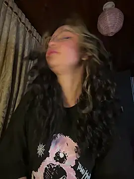 Hathorlove online show from 09/13/25, 12:21